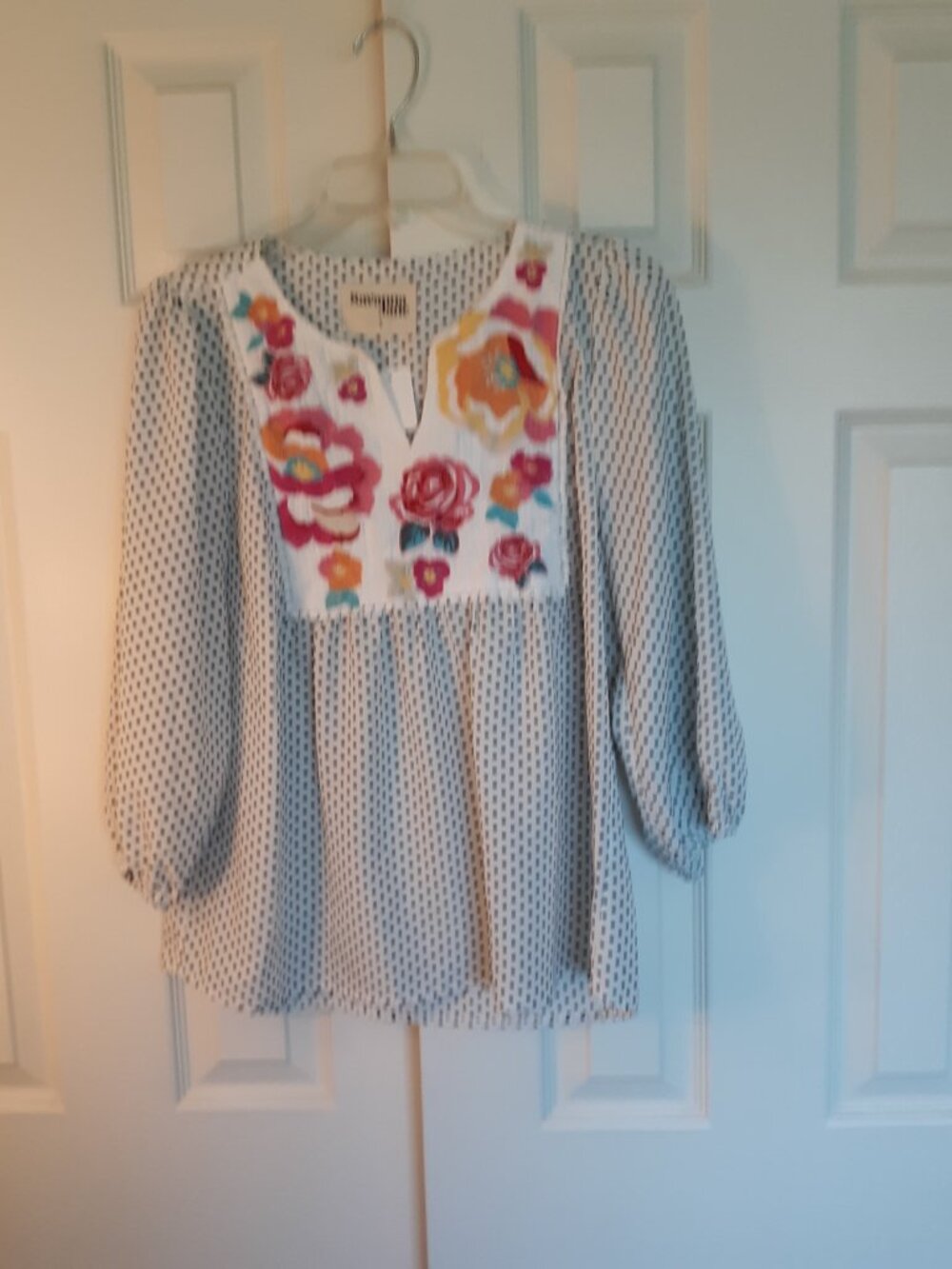 Savanna Jane floral embroidered polka dot Top Womans Size S